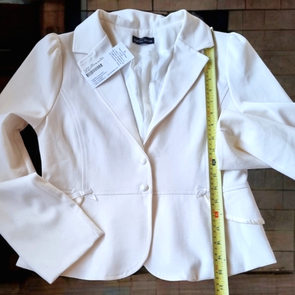 🆕️ Carabella Collection Beau Bois Women's  Ivory Ruffled Blazer Suit Jacket - Picture 9 of 11